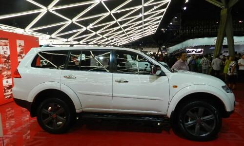 Mitsubishi Pajero Dakar #15