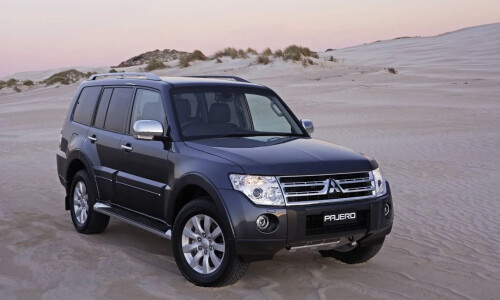 Mitsubishi Pajero Edition 20 #3