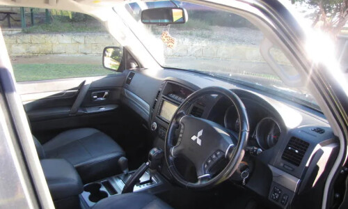 Mitsubishi Pajero Edition 20 #6