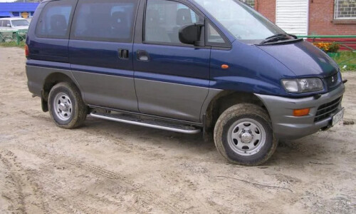 Mitsubishi Space Gear #8