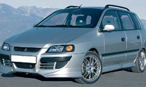 Mitsubishi Space Star #10