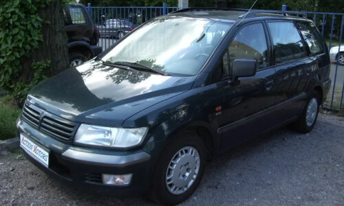 Mitsubishi Space Wagon #6