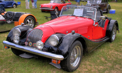 Morgan Plus 8 #12