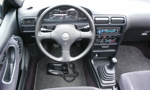 Nissan 100 #6