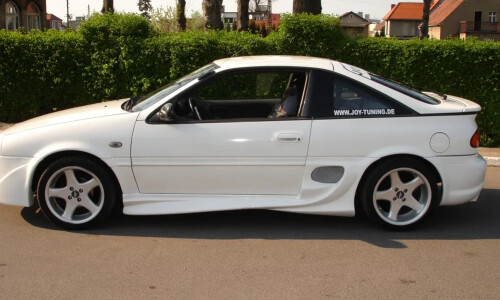 Nissan 100 #9