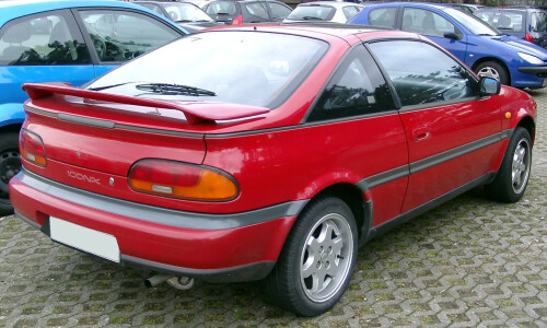 Nissan 100 #15