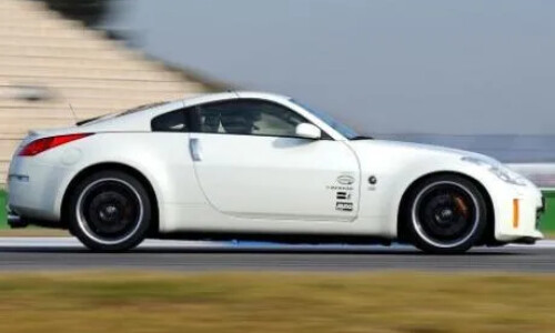 NISSAN 350Z Racing Edition #3