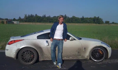 NISSAN 350Z Racing Edition #6