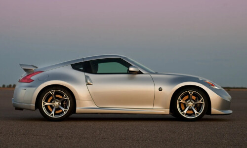 NISSAN 370Z Nismo #3