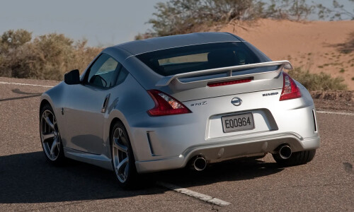 NISSAN 370Z Nismo #8