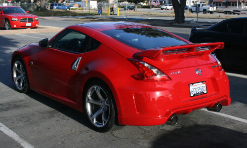 NISSAN 370Z Nismo #12