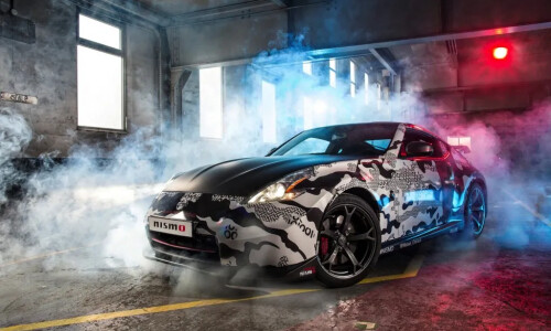 NISSAN 370Z Nismo #17