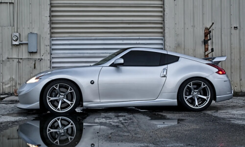 NISSAN 370Z Nismo #18