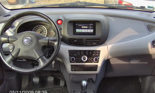 NISSAN Almera Tino #11