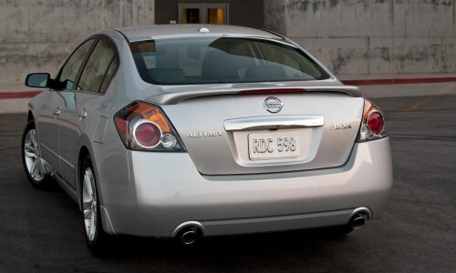 NISSAN Altima #16
