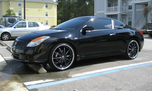 NISSAN Altima Coupé #17
