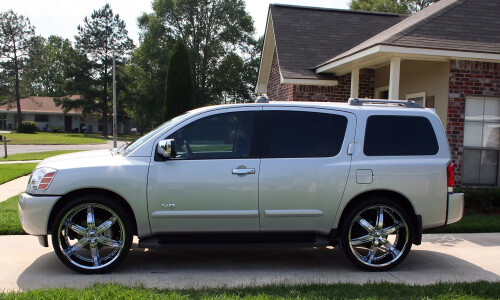 NISSAN Armada #4