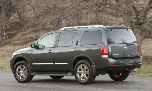 NISSAN Armada #11