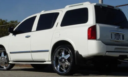 NISSAN Armada #16