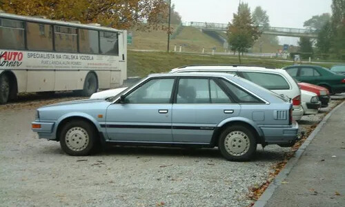 NISSAN Bluebird #9