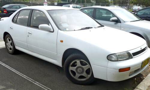 NISSAN Bluebird #17