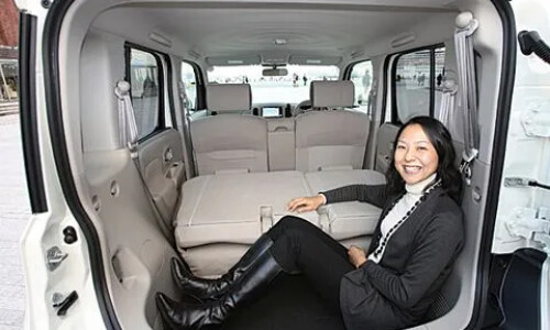 NISSAN Cargo #11