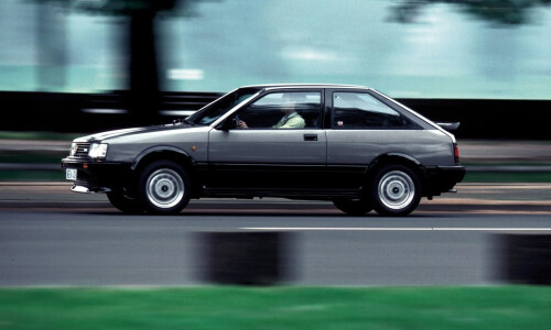 NISSAN Cherry #6