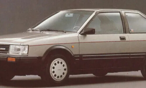 NISSAN Cherry #7