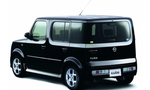 NISSAN Cube #11