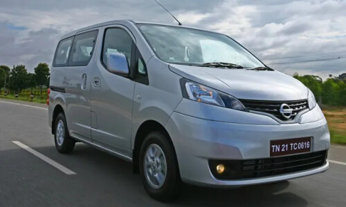 NISSAN Evalia #18