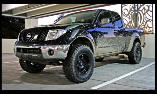 NISSAN Frontier #9