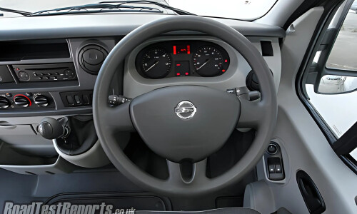 NISSAN Interstar #3
