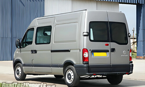 NISSAN Interstar #5