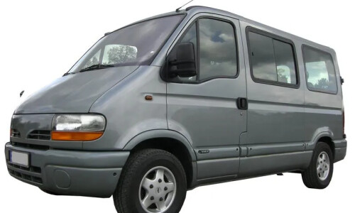 NISSAN Interstar #13