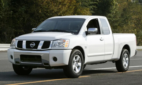 NISSAN King Cab #3