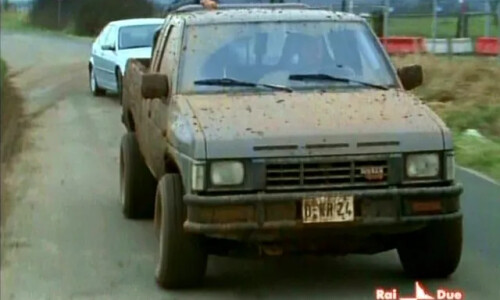 NISSAN King Cab #6