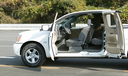 NISSAN King Cab #9