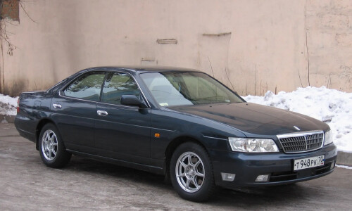 NISSAN Laurel #3