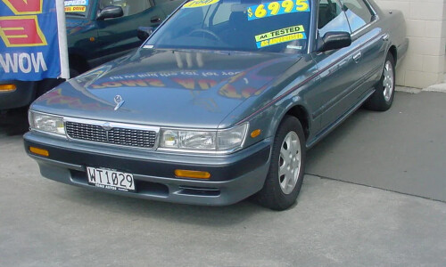 NISSAN Laurel #6