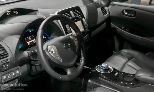 NISSAN Leaf #10
