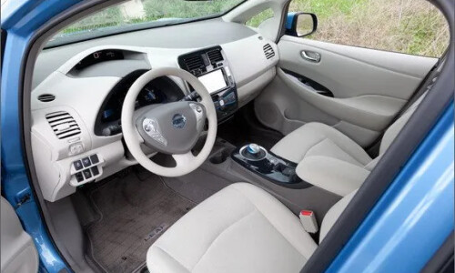 NISSAN Leaf #15