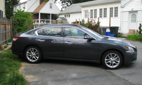 NISSAN Maxima #7