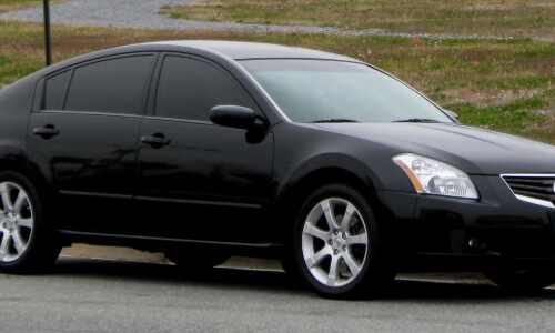 NISSAN Maxima #10
