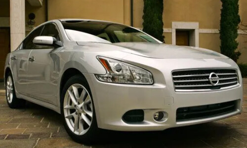 NISSAN Maxima #12