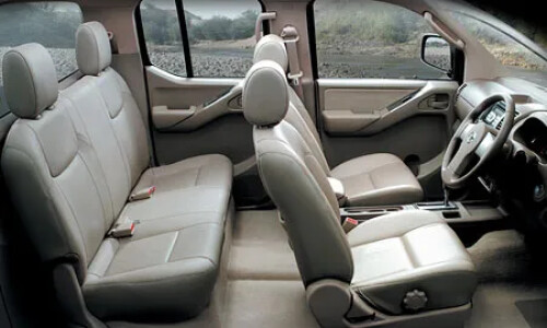 NISSAN Navara #12