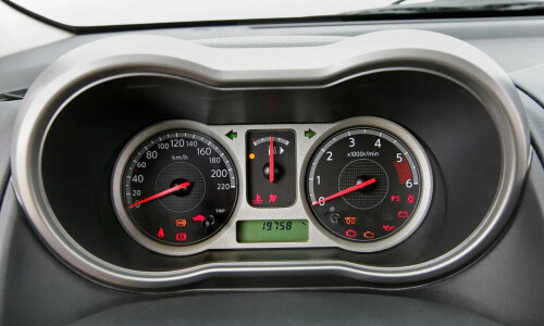NISSAN Note #12