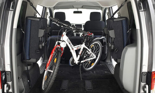 NISSAN NV 200 #3