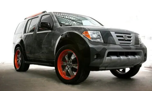 NISSAN Pathfinder #9