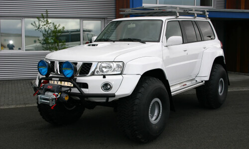 NISSAN Patrol #15