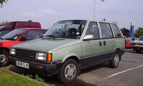 NISSAN Prairie #11